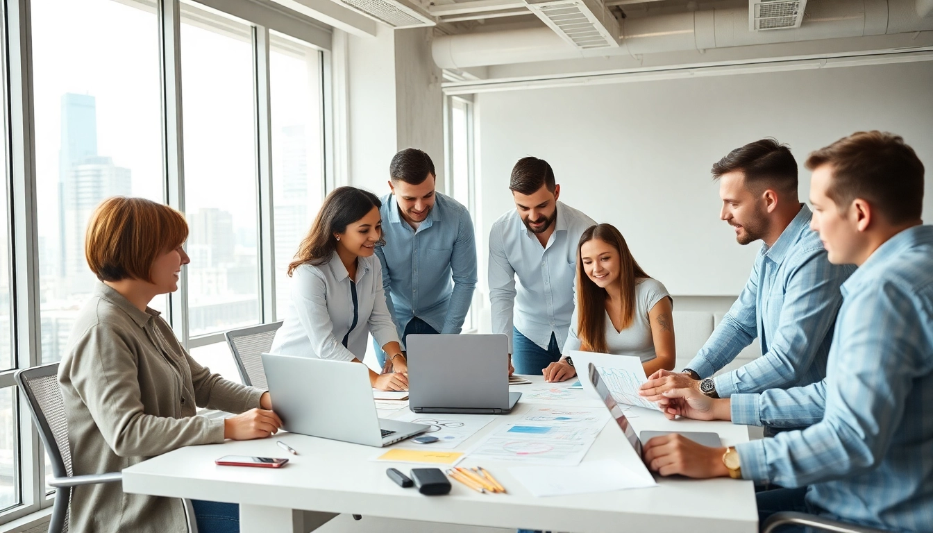 Creazione sito web agenzia con un team professionale che collabora in un ufficio moderno.